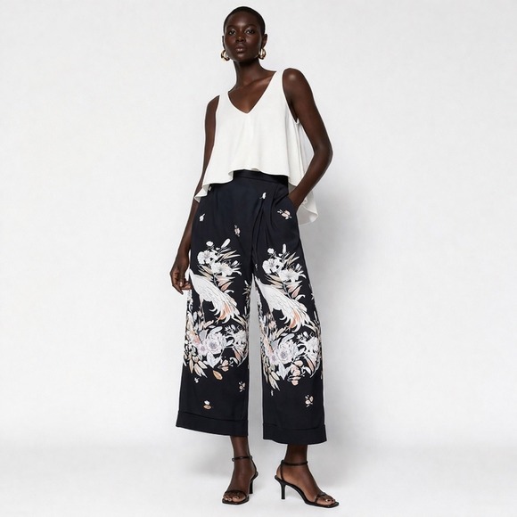 Zara Pants - Zara Floral Crane Print Wide Leg Pants Womens Small Black Satin Cropped Pleated